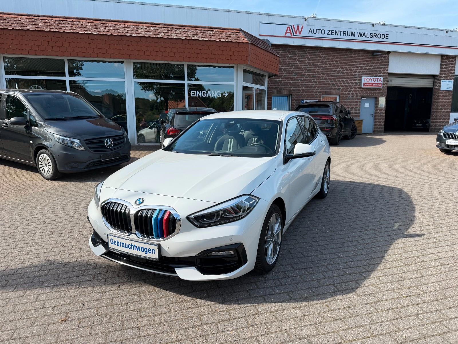 BMW 120 i Sport Line*LED*NAVI*PDC*GRA*SHADOW