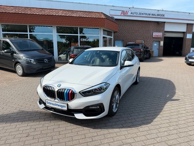 BMW 120 i Sport Line*LED*NAVI*PDC*GRA*SHADOW