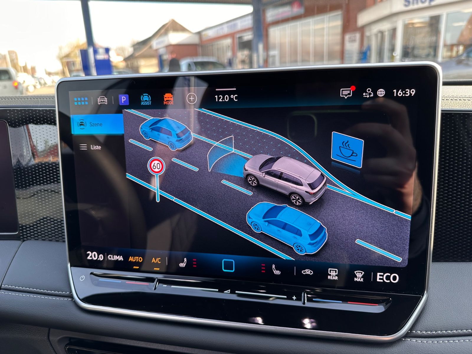 Fahrzeugabbildung Volkswagen Tiguan Life 1.5 e-Hybrid DSG ACC/APP/PDC/LED+