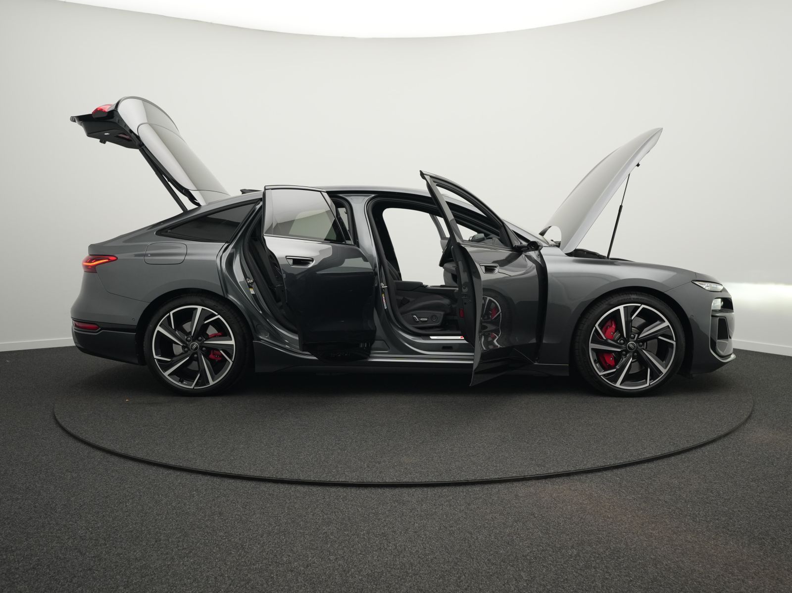 Audi S6 e-tron - Bild 43