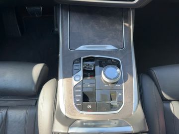 BMW X7 - 11