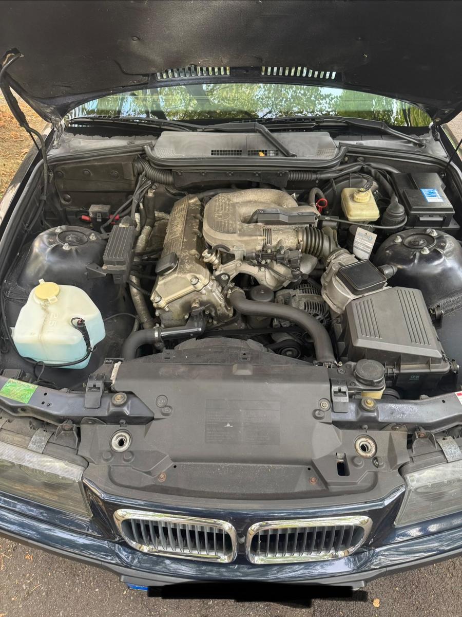 BMW E36 318i Cabrio Liebhaberfahrzeug