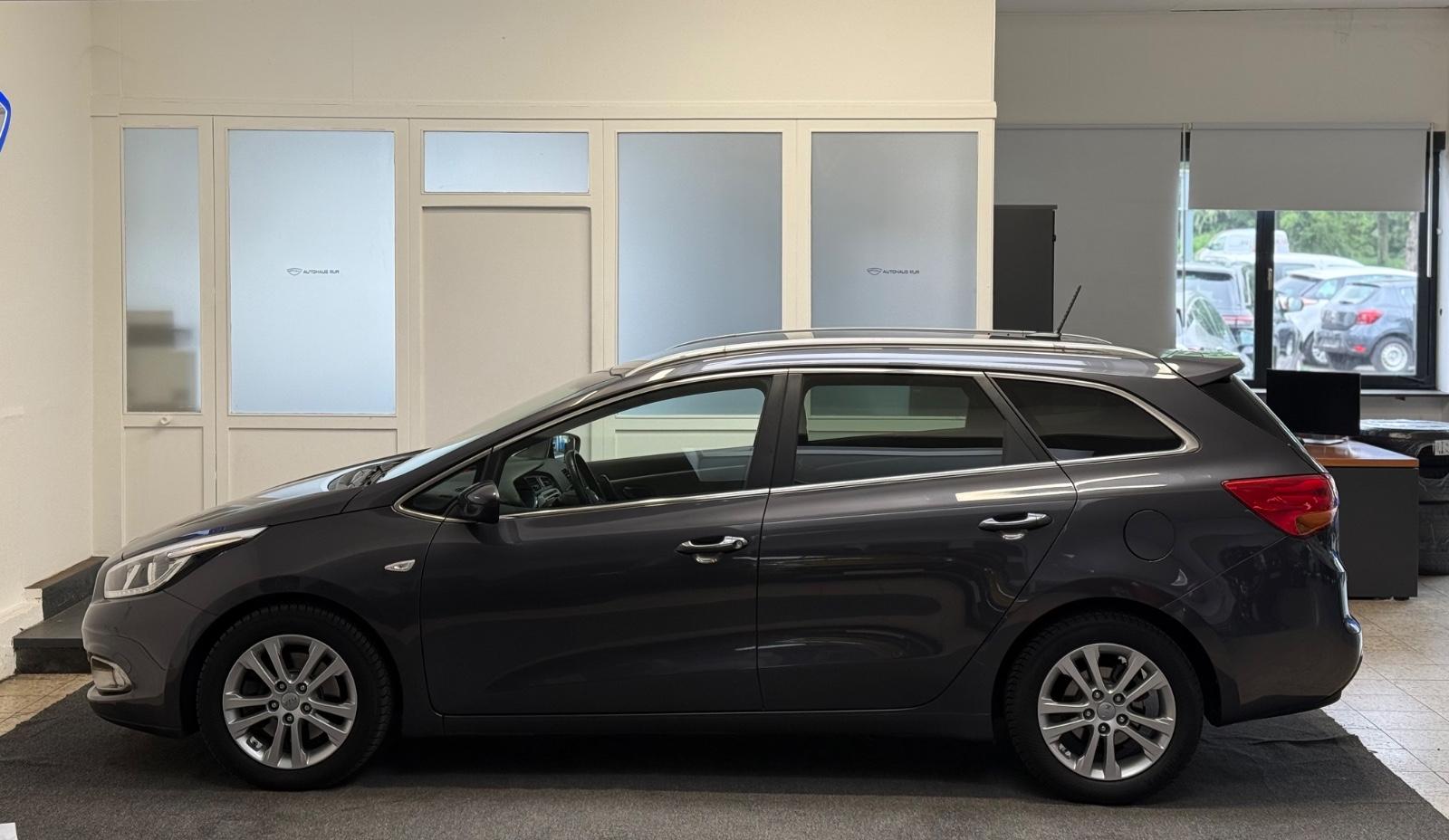 Kia cee'd Sportswagon Dream Team/Winterpaket/Navi