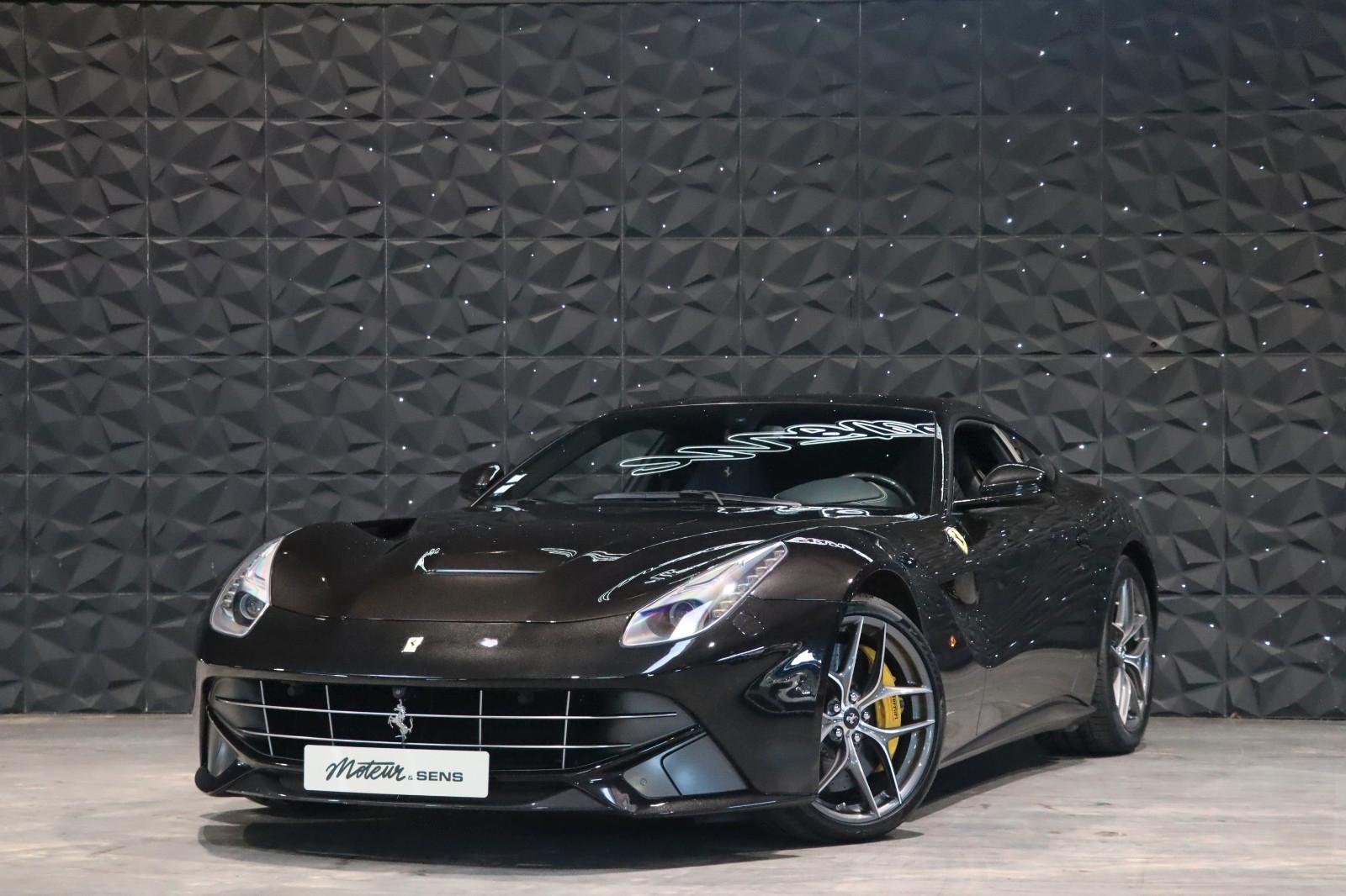 Ferrari F12 berlinetta - Full Carbon - Lift - Shields