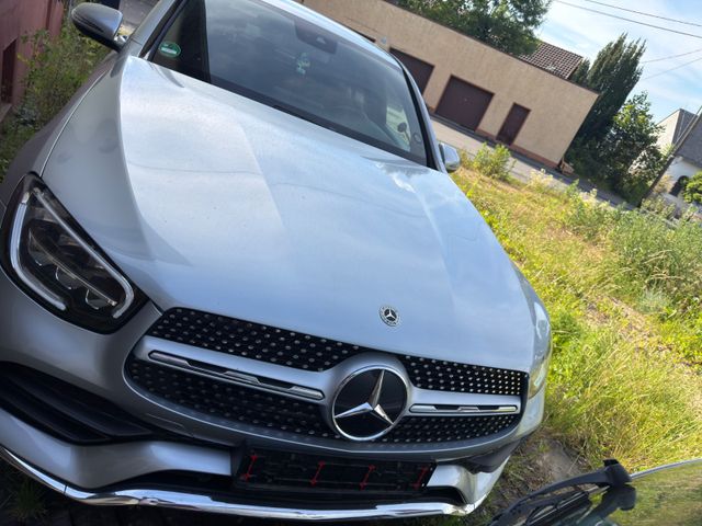 MERCEDES-BENZ GLC 200 4MATIC Coupé Autom. -