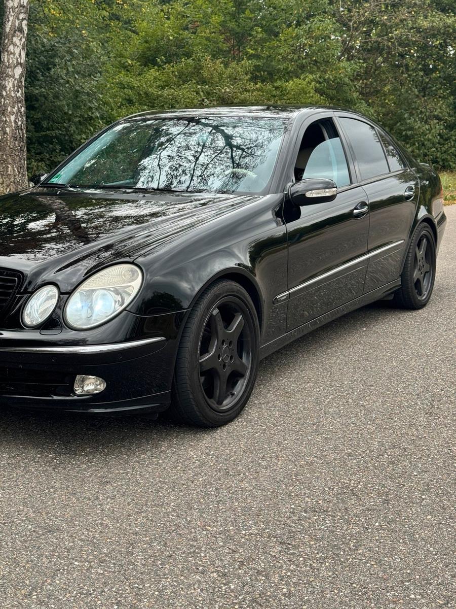 Mercedes-Benz E 500
