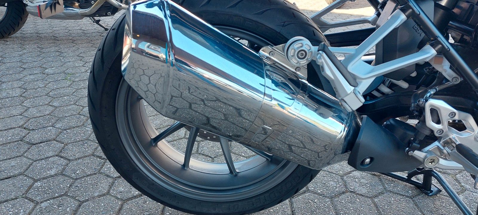 Fahrzeugabbildung BMW R 1250 R Vollausstattung  Nur 987 KM