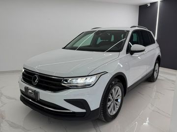 Volkswagen Tiguan - 5
