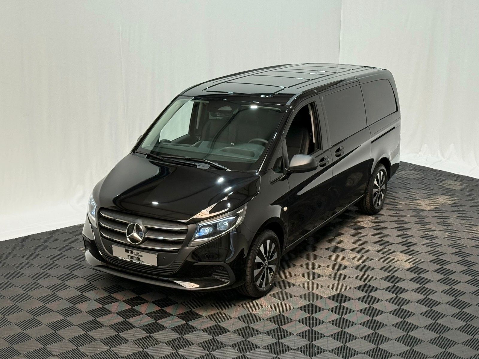 Fahrzeugabbildung Mercedes-Benz Vito Tourer 116 CDI RWD SELECT lang