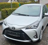 Toyota Yaris 1,5-l-Dual-VVT-iE - - Toyota Yaris: Von Privat