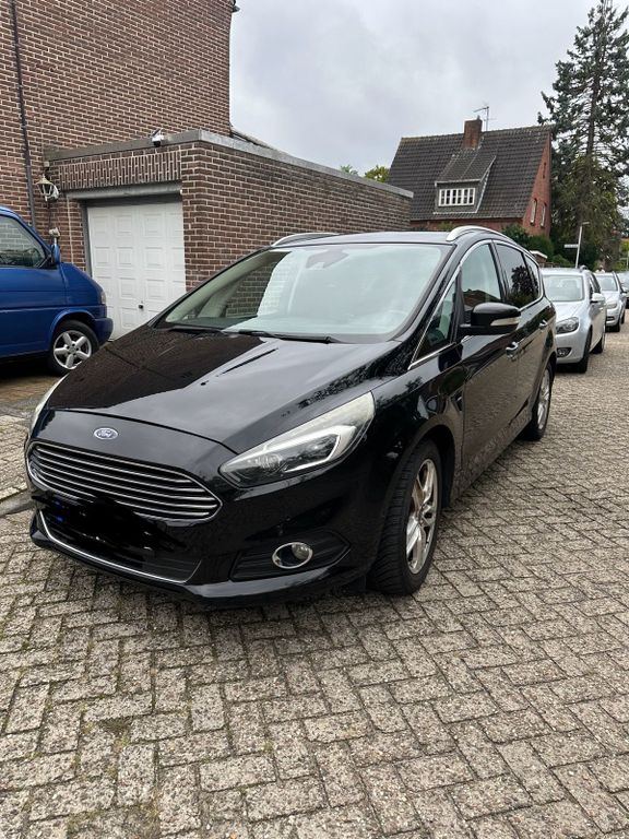 Image of Ford S-Max