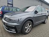Volkswagen Tiguan Highline BMT/Start-Stopp 4Motion R-LINE - Volkswagen Tiguan: Grau, Teilleder