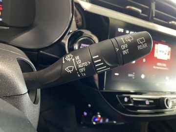 Bild 21 Opel Corsa GS 1.2 Hybrid AT/NAVI/SHZ+LHZ/PDC v+h+CAM/