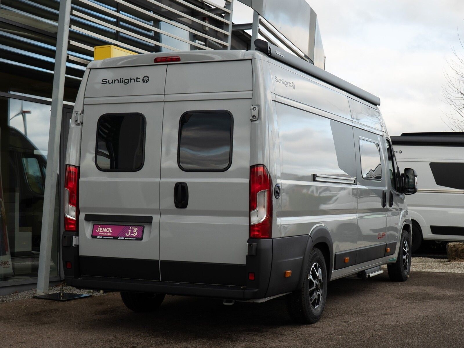 Fahrzeugabbildung Sunlight Adventure Cliff 640 MJ26*Rahmenfenster*Faltverd.