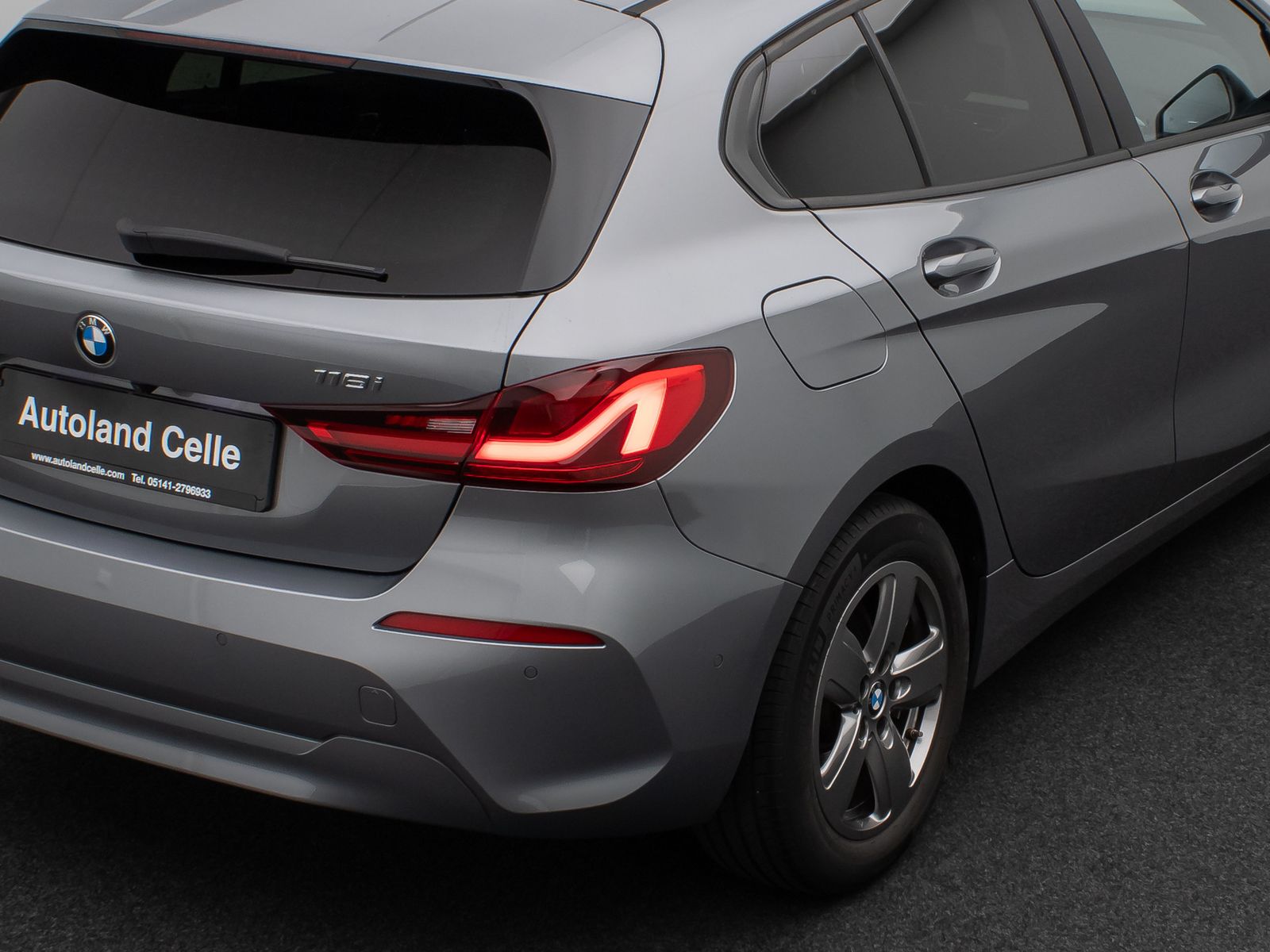 Fahrzeugabbildung BMW 118i Kamera DAB Lordos CockPitPro Lenkrhzg LED