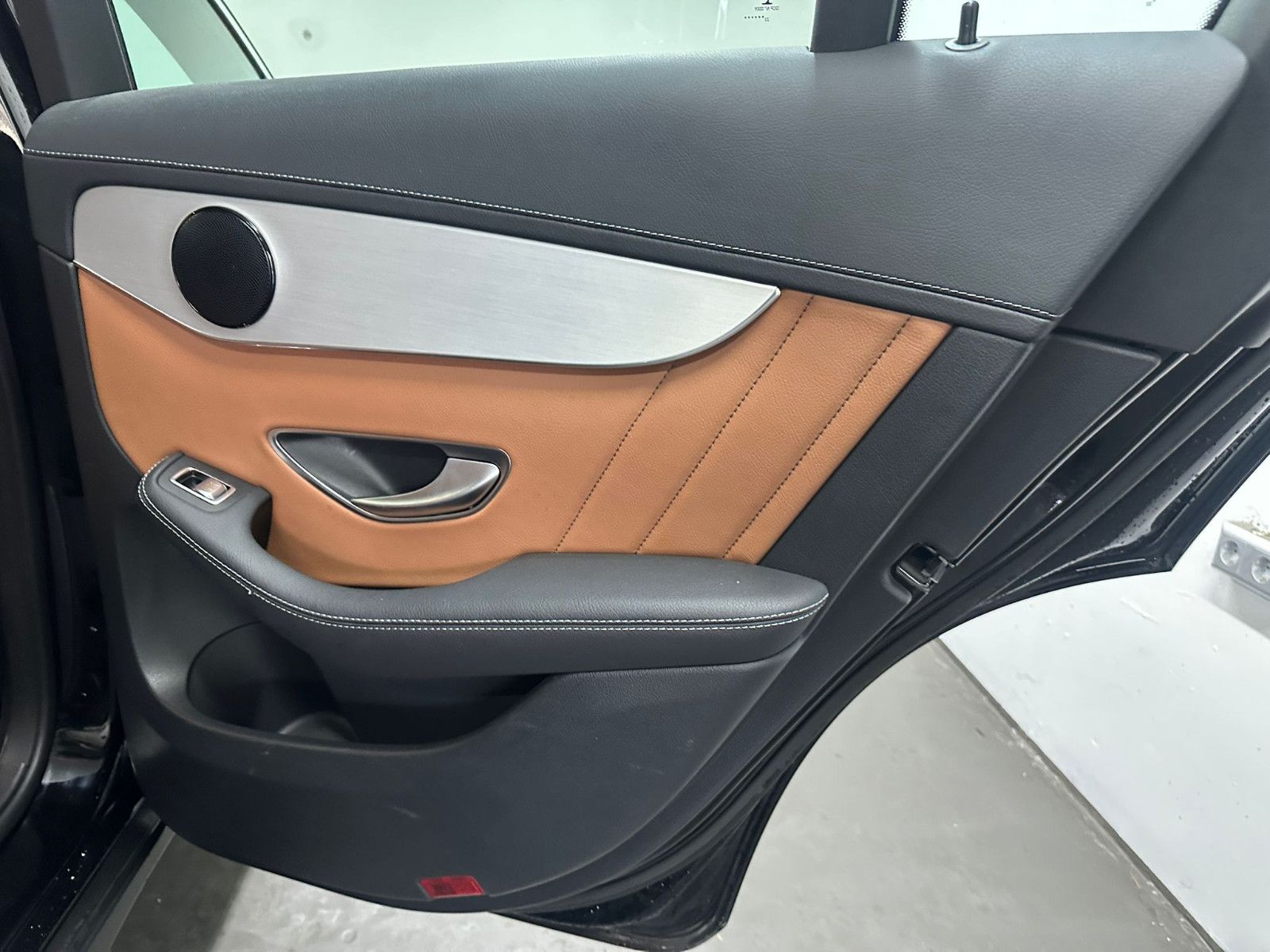 Fahrzeugabbildung Mercedes-Benz GLC 220 d 4MATIC Coupé *AMG-LINE*DISTRO*KAMERA*