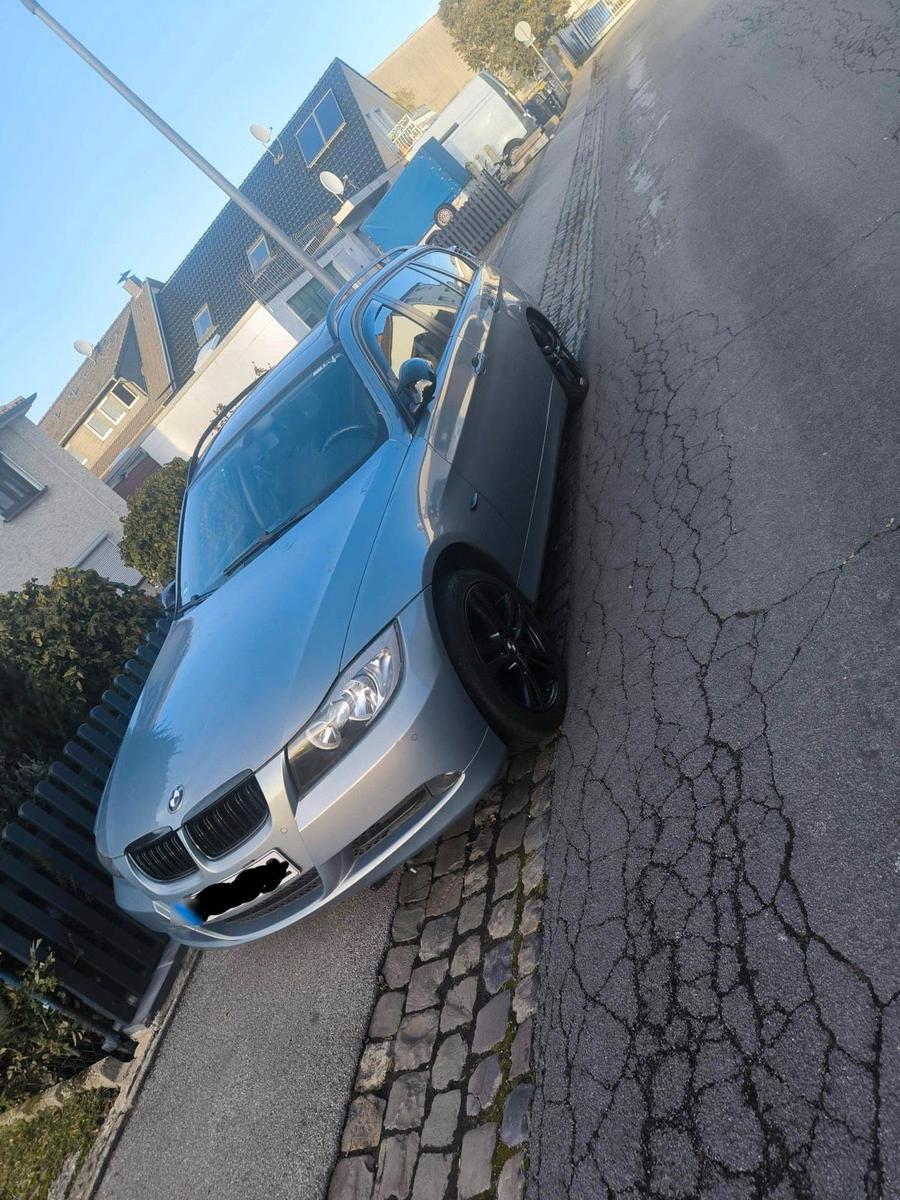 BMW 320