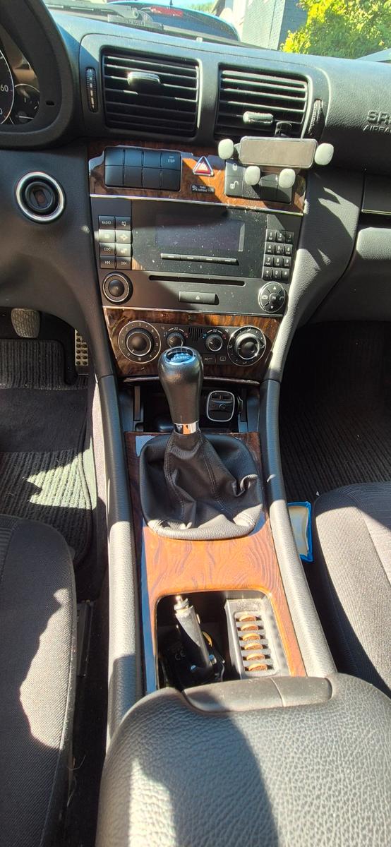 Mercedes-Benz C180 2004 — photo 8