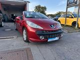 Peugeot 207 CC Cabrio-Coupe Sport - Peugeot 207 mit Benzin-Antrieb: Cabrio