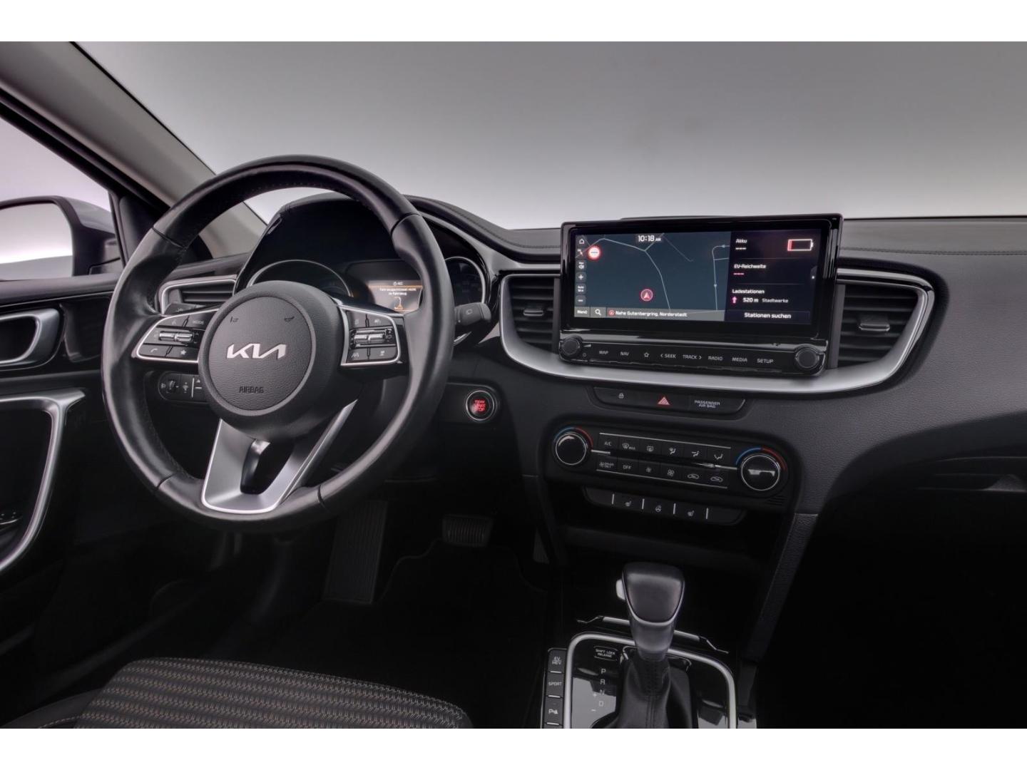 Kia Ceed_sw 1.6T-GDI Aut.Vision+LED+VIRTUAL+KAMERA