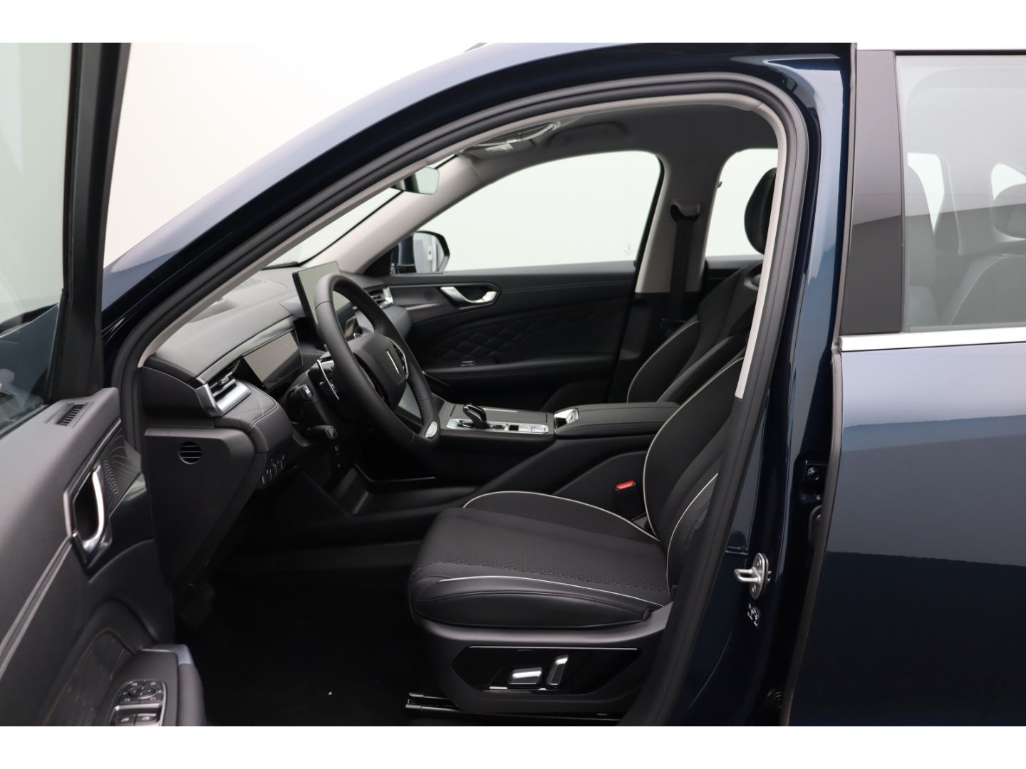 Fahrzeugabbildung GWM Wey 03 2.0 Premium PHEV 360 Kamera Elektr. Heckk