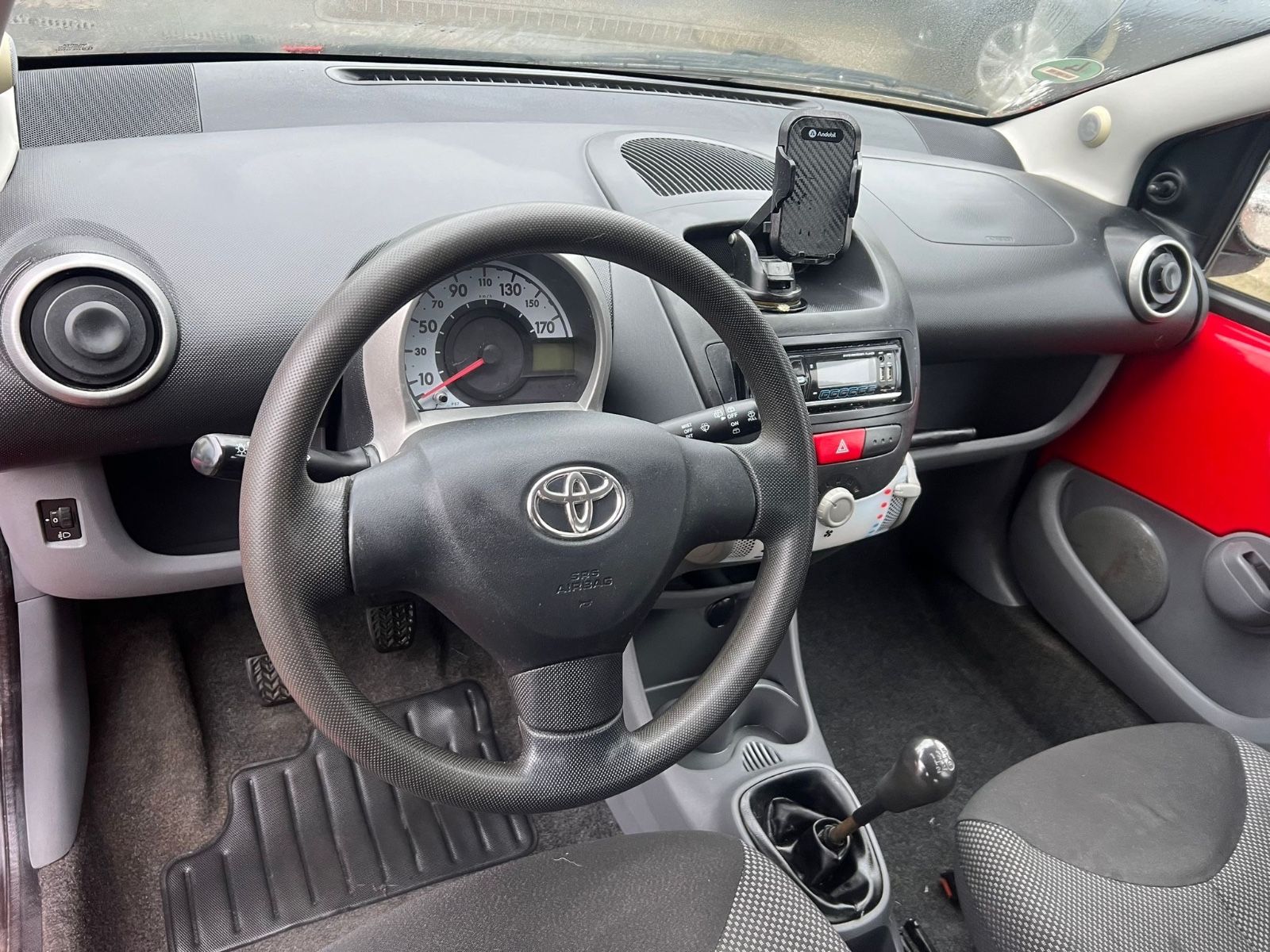 Fahrzeugabbildung Toyota Aygo AYGO