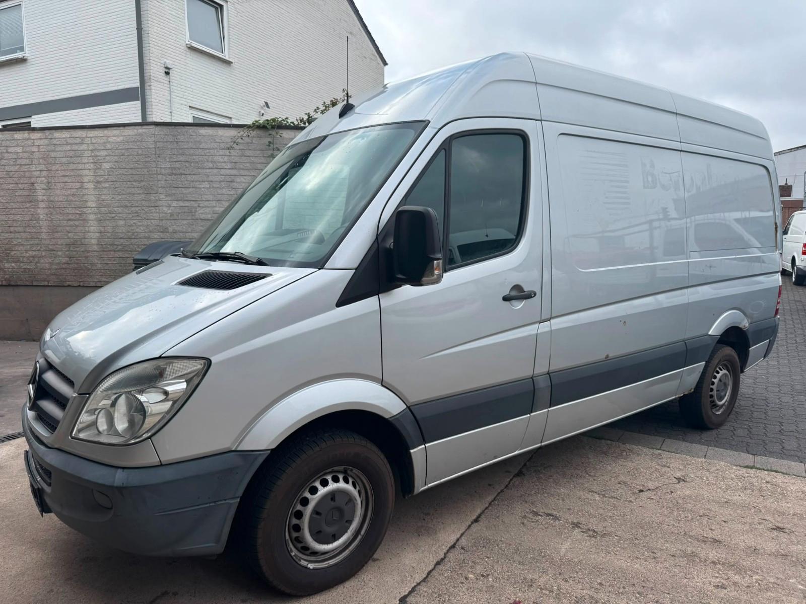 Mercedes-Benz Sprinter 316CDI Kasten L2H2 KLIMA 3,5tAHK Tempom