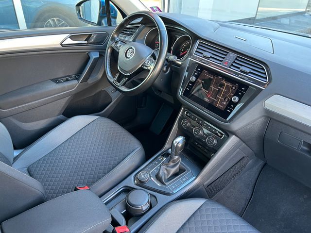 Fahrzeugabbildung Volkswagen Tiguan 2.0 DSG 4Motion+Kamera+Navi+HeadUp+AHK