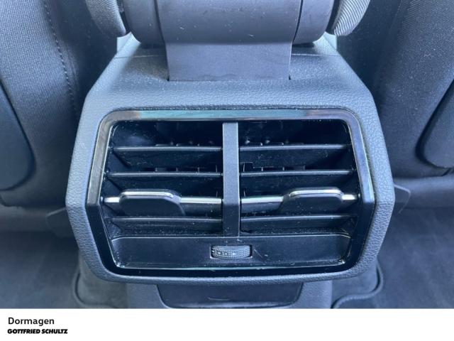 Audi Q3 35 TFSI S tronic LED Navi Panorama Kamera