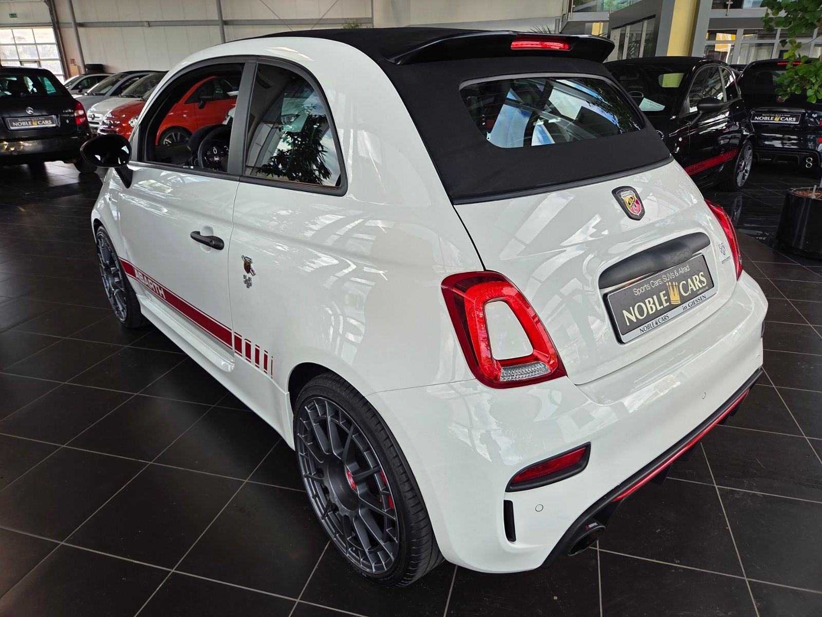 Fahrzeugabbildung Abarth 595 C Esseesse Beats XENON NAVI ALU