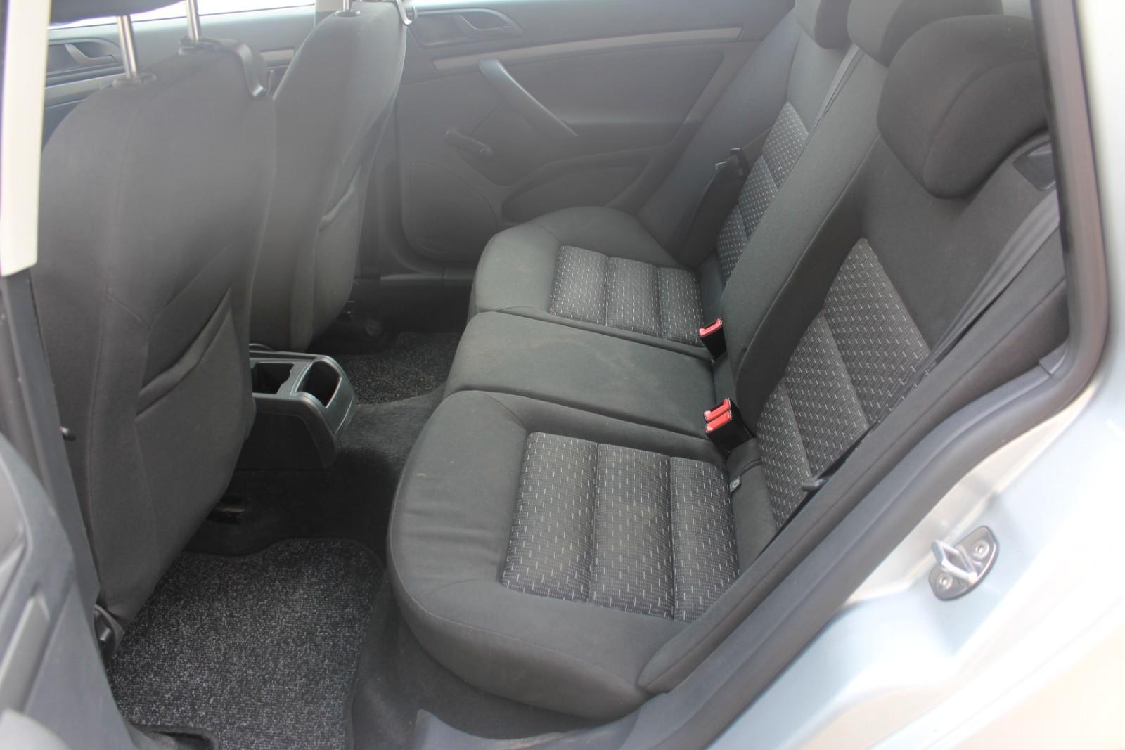 Skoda Octavia 2011 — photo 8