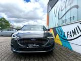 Ford Focus Titanium/LED/Pano Schiebedach