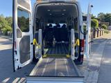 Volkswagen Crafter / TGE MR Hoch, Automatik, Rollstuhlumbau - Volkswagen Diesel Rettungswagen