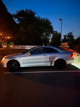 Mercedes-Benz Mercedes Benz CLK220 CDI - scheckheftgepflegte Mercedes CLK 220