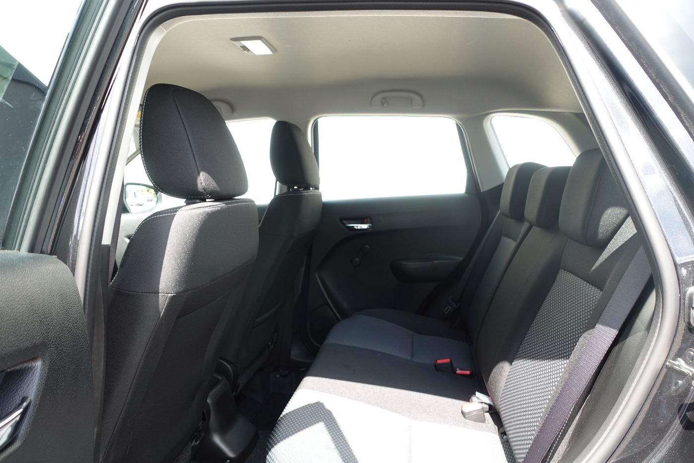 Fahrzeugabbildung Suzuki Vitara 1.4Hybrid Club Navi, Kamera,PDC,LED