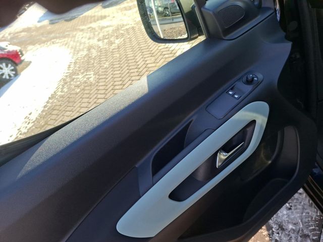 Citroën Berlingo Live XL PT 110 °AHK°PDC°SHZ°Tempomat°