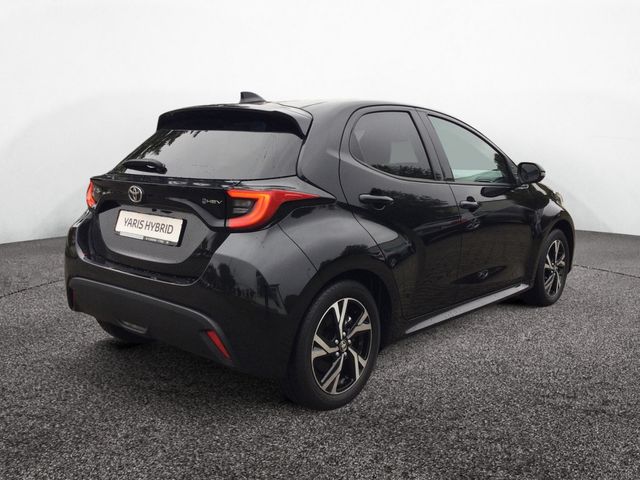 Yaris 1.5 Hybrid Style PDC SHZ KAMERA ACC LED