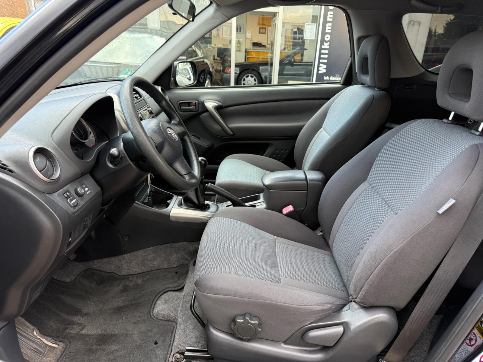 TOYOTA RAV 4 1.8-L-VVT-I 125CH