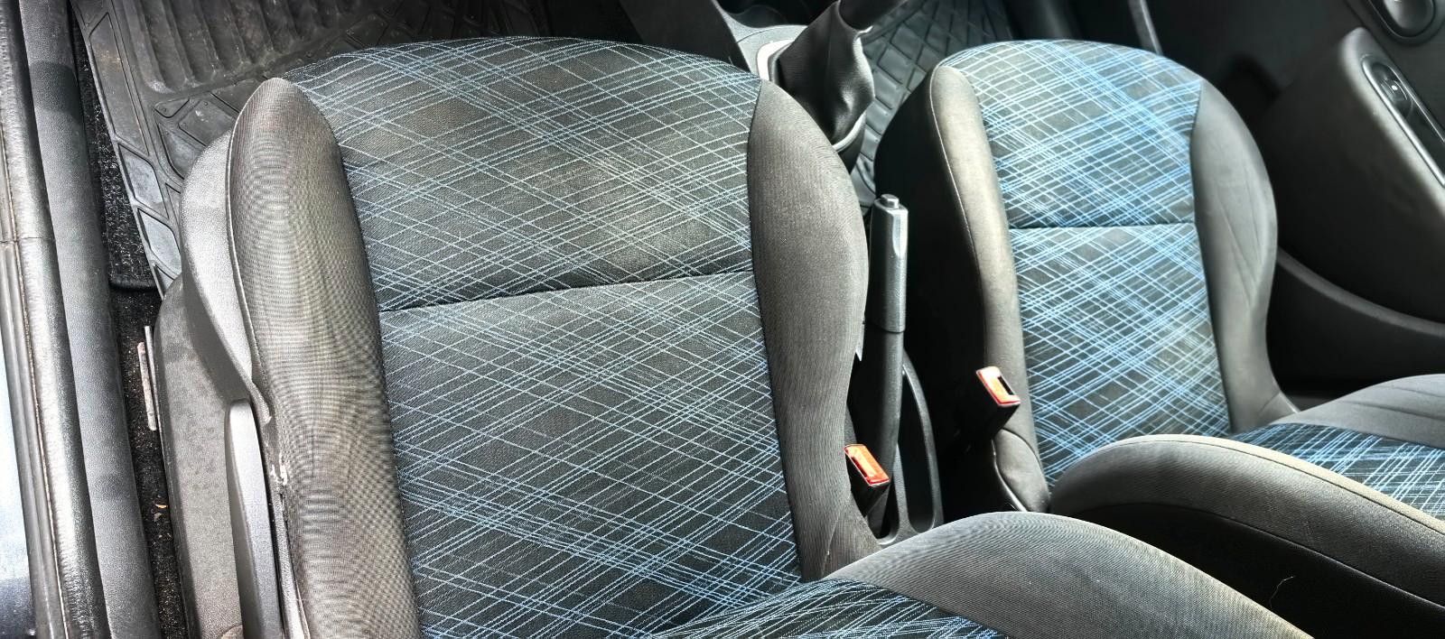 Renault Clio 2009 — photo 27