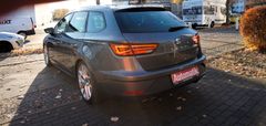 Fahrzeugabbildung Seat Leon ST FR Leder Carplay Navi Beats Panorama ACC