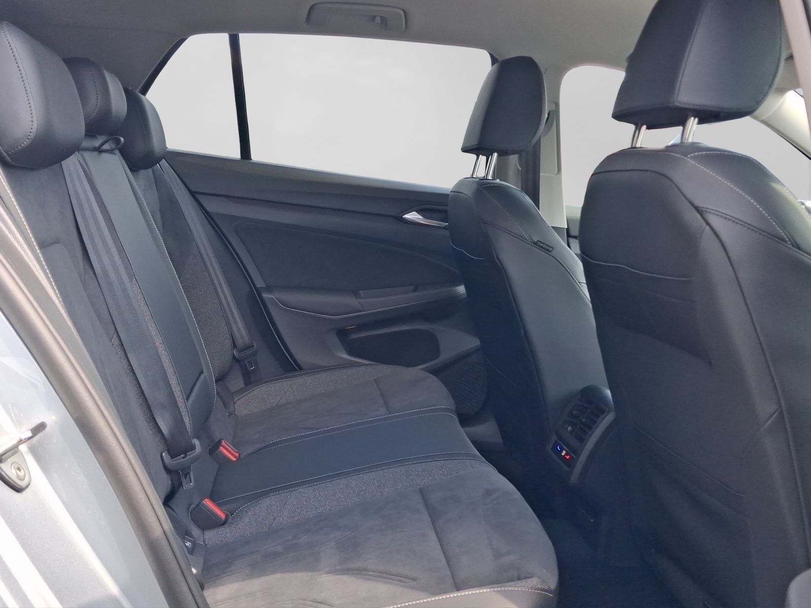 Volkswagen Golf - Bild 7