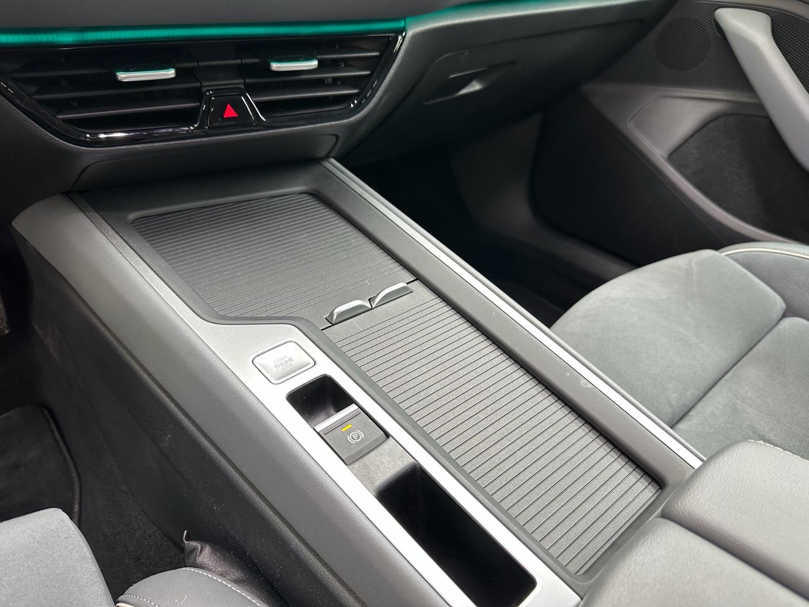 Volkswagen Passat Variant 1.5 eTSI 110 kW Business#AHK#Navi