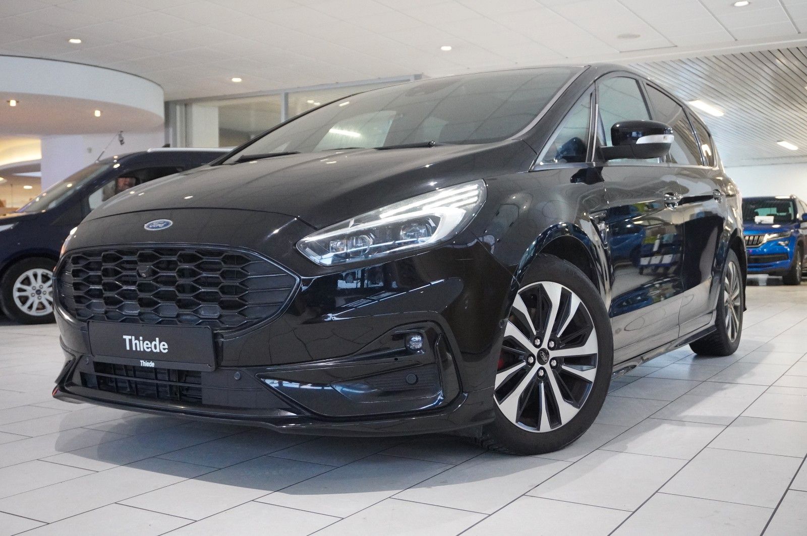 Fahrzeugabbildung Ford S-Max 2.0D ST LINE 7-SITZE NAVI/LED/KAMERA/AHK