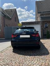 Audi A1 25 TFSI Sportback - Mythosschwarz metallic  - Audi A1 in Düsseldorf