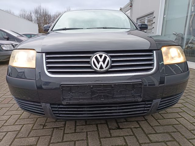 Volkswagen Passat Lim.Family, Klima, Servo, ZV, El. FH, AHK