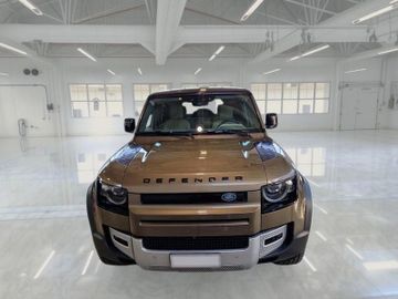 Land-Rover Defender - 2