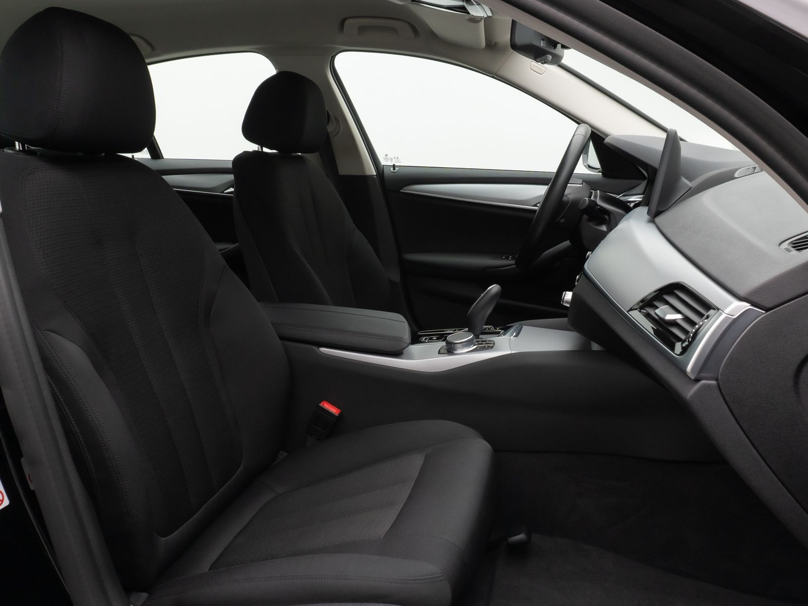 Fahrzeugabbildung BMW 520e Kamera DAB Sport Klima-4Zonen Alarm ParkAss