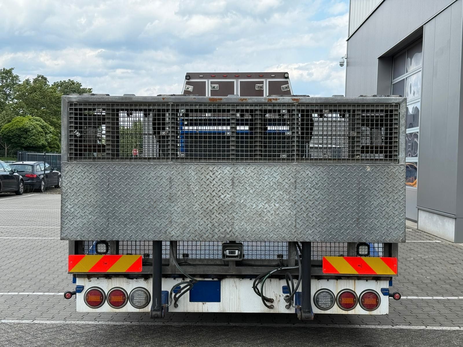 Fahrzeugabbildung MAN TGS 35.510 8x2 Maschinentransporter & Retarder