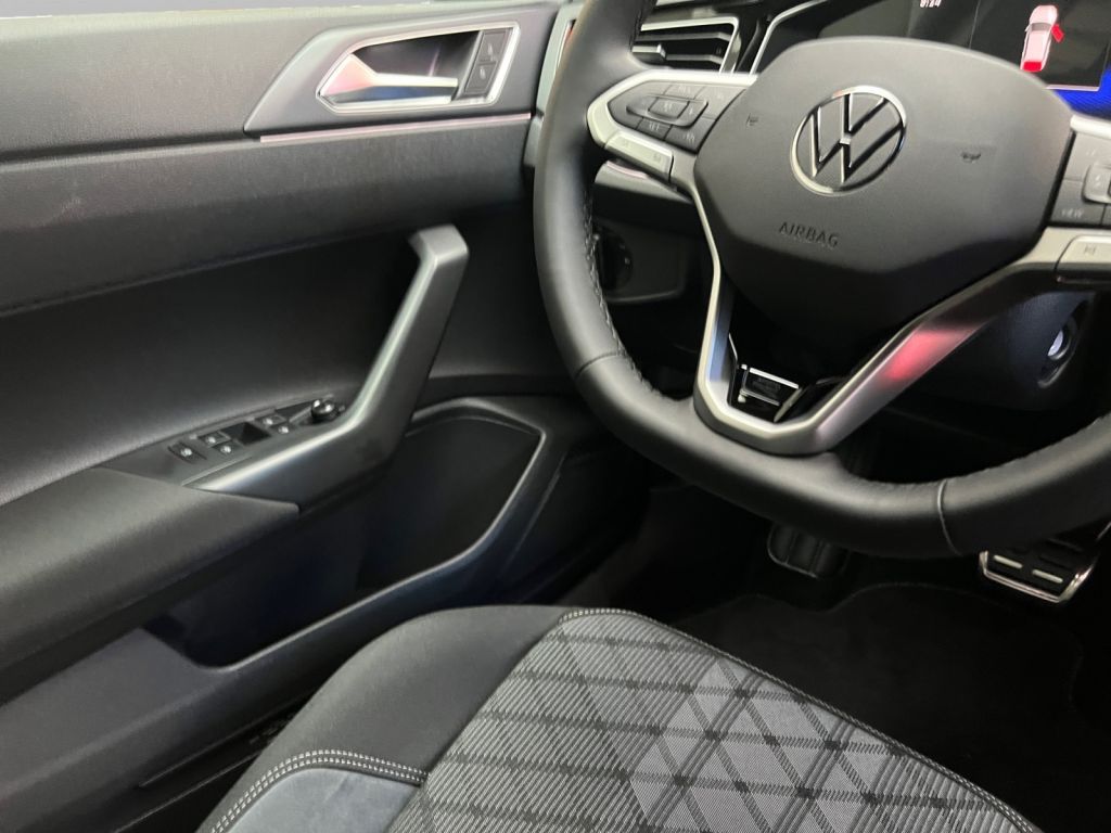 Fahrzeugabbildung Volkswagen Taigo 1.5 TSI R-Line Black Style 5 Jahre NW Gara