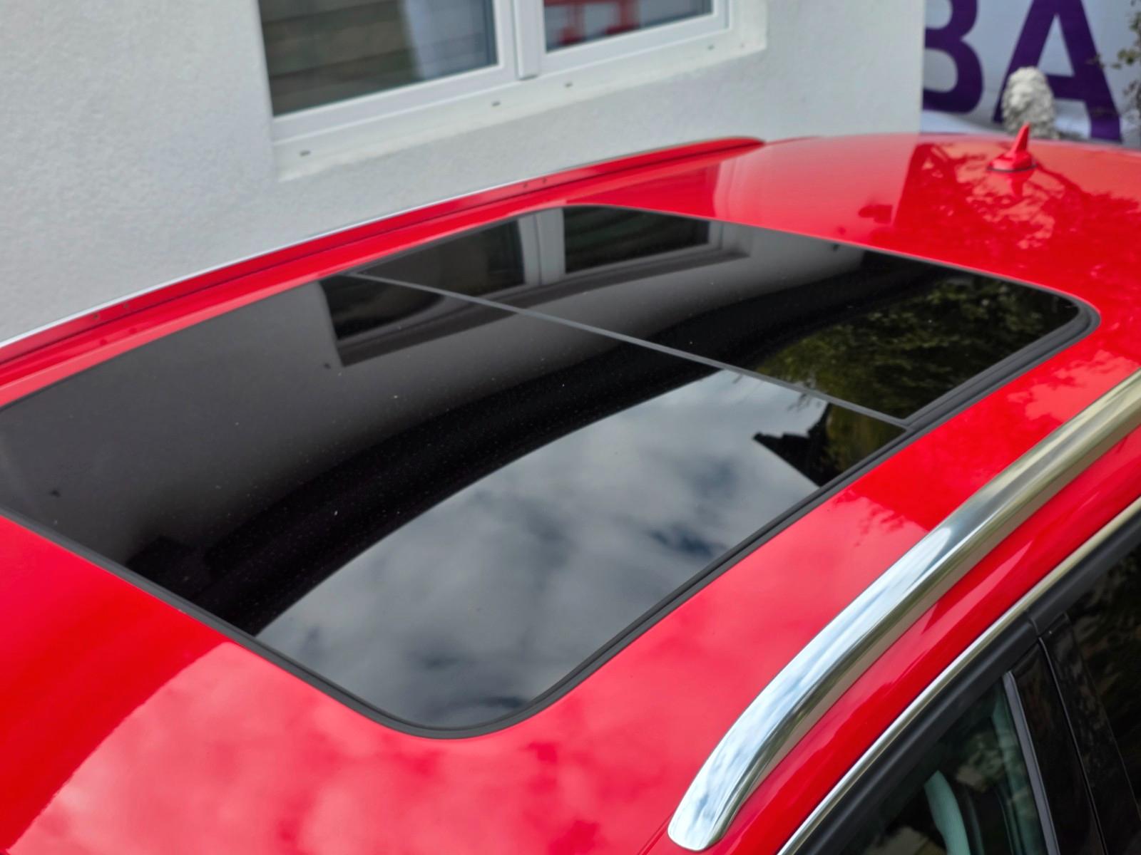 Audi A4 Avant Ambiente *Panorama *PDC*AHK*Scheckheft